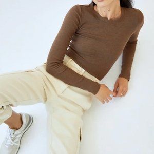 Aritzia Wilfred Free Brown Go-To Longsleeve | Medium